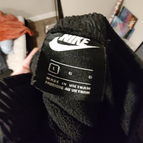 Sharpay Nike sweats - Picture 2 of 3